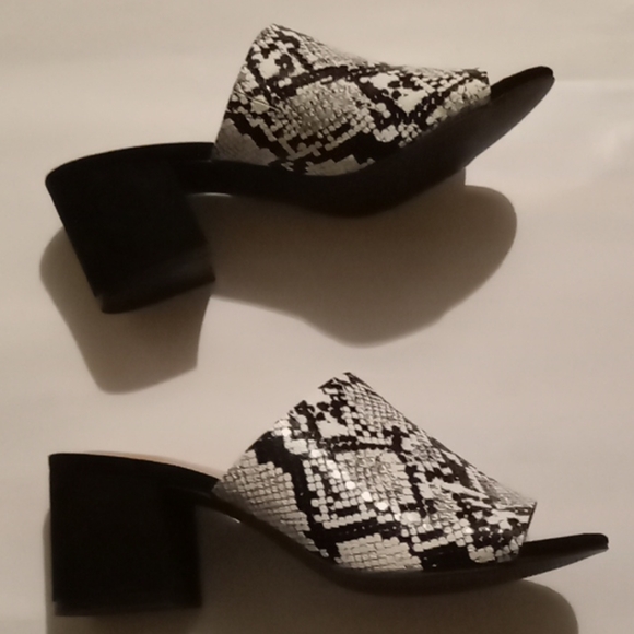 Kelly & Katie sandals size 8 - Picture 2 of 6